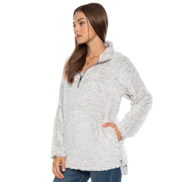 STADIUM PULLOVER IN PUTTY BY TRUE GRIT DYLAN